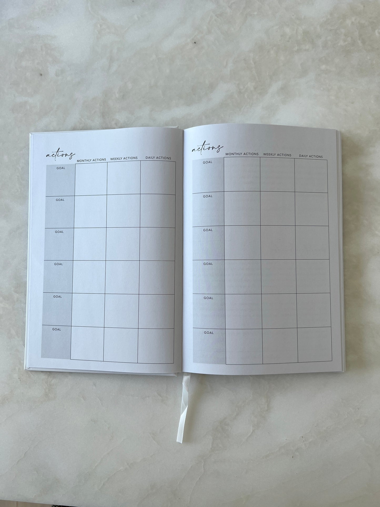 Seven Strong Planner - White | Defect Sale